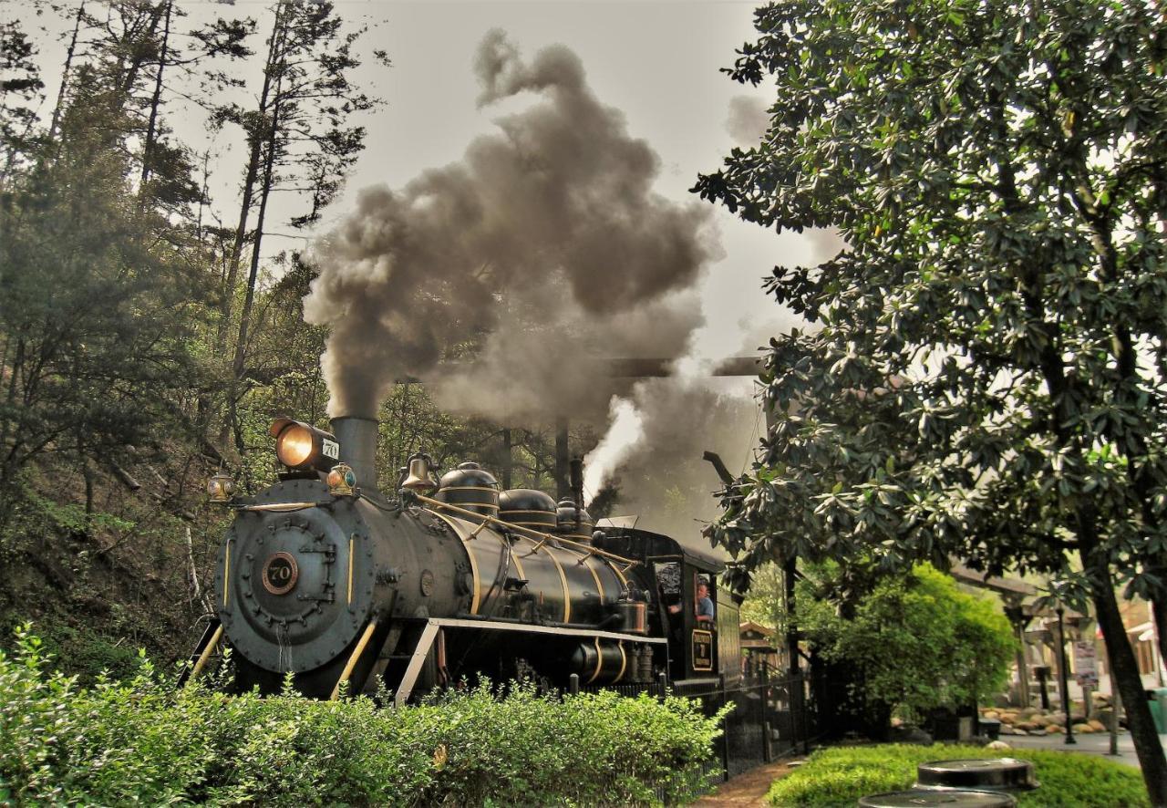 A Happy Cottage- Get 951 Worth Of Free Area Attraction Tickets For Each Paid Day! Pigeon Forge Eksteriør bilde
